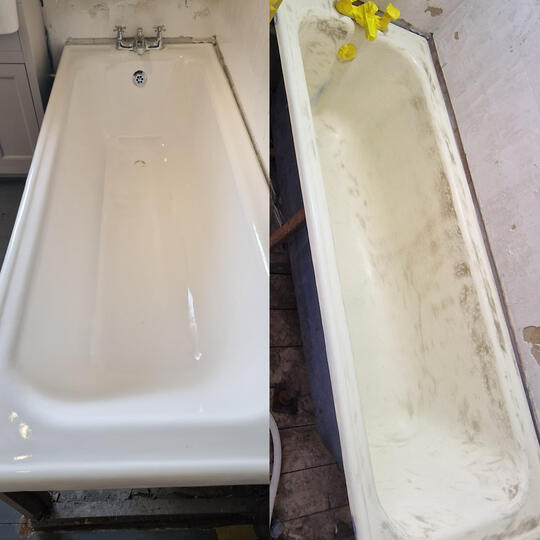 before and after picture of a bath re-enamelled in Berkshire - Reading service completed by glossy baths
